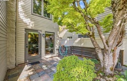 2036 EASTWOOD Ln, Eugene, OR 97401