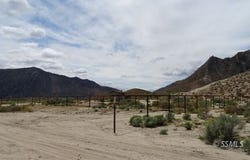 Chimney Creek Rd, Onyx, CA 93255