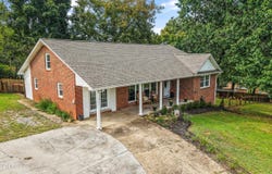 204 Doyle St, Lenoir City, TN 37771