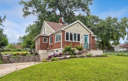 3516 Keyes Drive, Des Moines, IA 50315