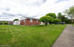 931 E 8TH Street, Berwick, PA 18603
