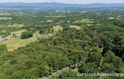 Shepherd Dr, Lexington, VA 24450