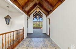 685 E CHELSEA Dr S, Bountiful, UT 84010