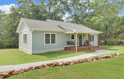 398 Hidden Point Rd, Hartwell, GA 30643