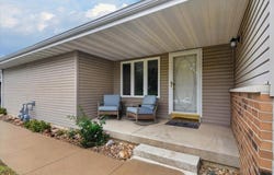 1447 Asbury Lane, Waterloo, IA 50701