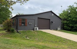 326 Scroggins rd, Longtown, OK 74432