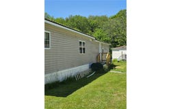 834 Mcgee Lane, Derry, PA 15627