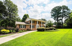302 Darby Ave, Sheffield, AL 35660