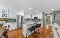 286 W Eagle Lake Drive, Maple Grove, MN 55369