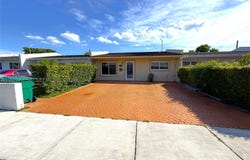 10110 SW 23rd Ter, Miami, FL 33165
