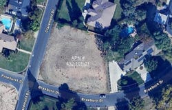 Claremont Dr, Bakersfield, CA 93306