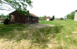 104 Memory Ln, Apollo, PA 15613