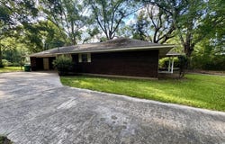 1209 S Beech St, Picayune, MS 39466