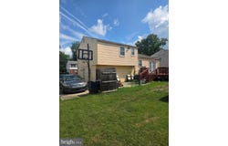7511 NEWBERRY Lane, LANHAM, MD 20706
