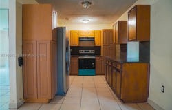 1230 W 35th St, Hialeah, FL 33012