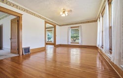 198 W First Street, El Paso, IL 61738