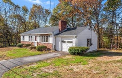 11 Lillian, Acton, MA 01720