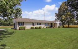 3233 Highway 152, Alamo, TN 38001