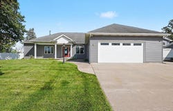 5871 Sandy Drive, Pinconning, MI 48650