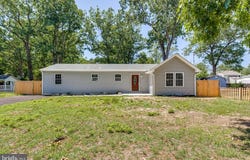 140 E 9TH Avenue, PINE HILL, NJ 08021
