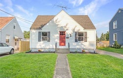 1632 Redwood Avenue, Akron, OH 44301