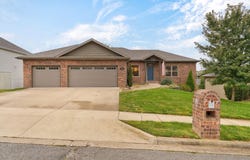 824 Gold Rush Avenue, Nixa, MO 65714