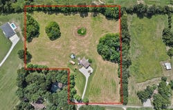 6730 Cardinal Drive, Waterloo, IL 62298