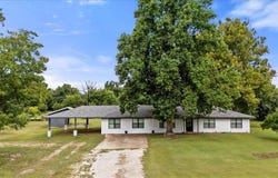 649 Clouse Road, Broken Bow, OK 74728