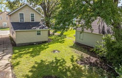 813 CHERRY Street, OSHKOSH, WI 54901