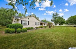1412 Jeffords Mill Rd, Darlington, SC 29540