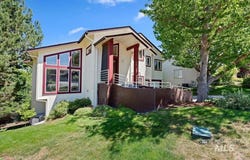 2682 N Peregrine Pl, Boise, ID 83702
