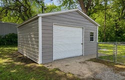 606 N Willow St, Coffeyville, KS 67337