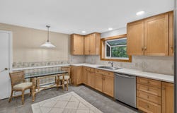 35 Inchcliffe Drive, Ledyard, CT 06335