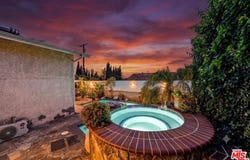 10205 Fairgrove Ave, Tujunga, CA 91042