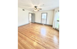 2625 Gladys Ave, Beaumont, TX 77702