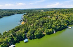 4369 Lower Prairie Hollow Road, Roach, MO 65787