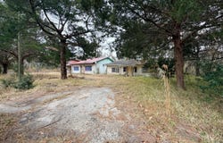 435 W RIVER Road, Palatka, FL 32177
