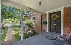7816 Blackberry Avenue, St Louis, MO 63130