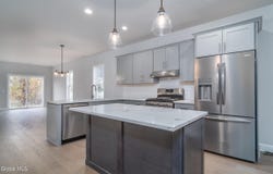44 Priddle Lane, Latham, NY 12110
