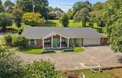 2502 E Hill View Drive, DALTON, GA 30721