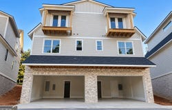 1049 Riverside Drive, Gainesville, GA 30501
