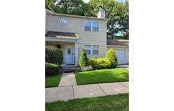 53 Hancock Commons, Yaphank, NY 11980