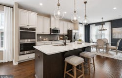 43498 APPLE ORCHARD SQ, ASHBURN, VA 20148