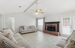 2015 Cherrybend Drive, Little Rock, AR 72211