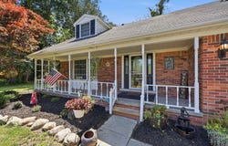 49861 Valley Drive, Shelby Twp, MI 48317-1581