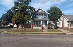 1502 Main, Vincennes, IN 47591