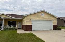 286 24th St SW, Huron, SD 57350