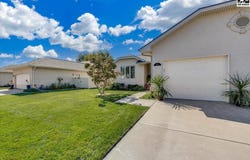 1821 Seville Dr, Hutchinson, KS 67502