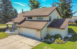 1030 N Par Drive, Weidman, MI 48893