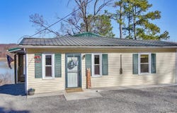 1588 Robbin Lane, Cub Run, KY 42729